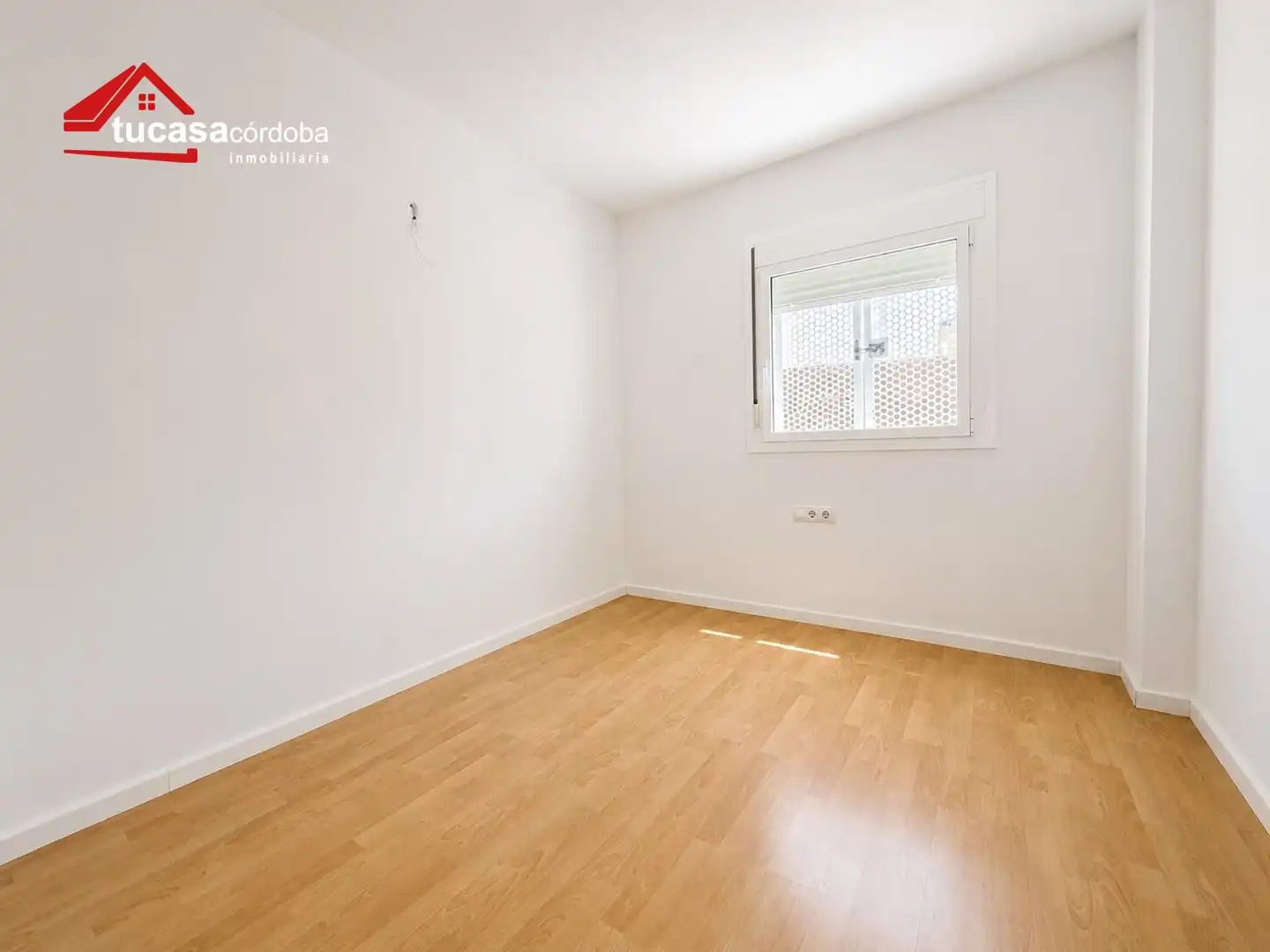 Habitación de Planta baja en venta en Córdoba con Aire acondicionado, Terraza y Trastero