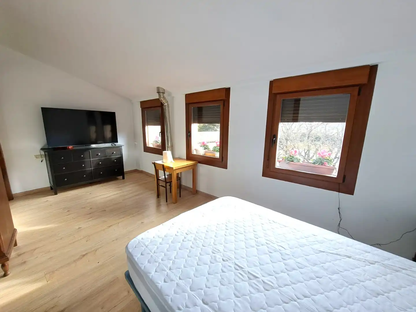 Habitación de Finca rústica en venta en Ollauri con Calefacción y Amueblado