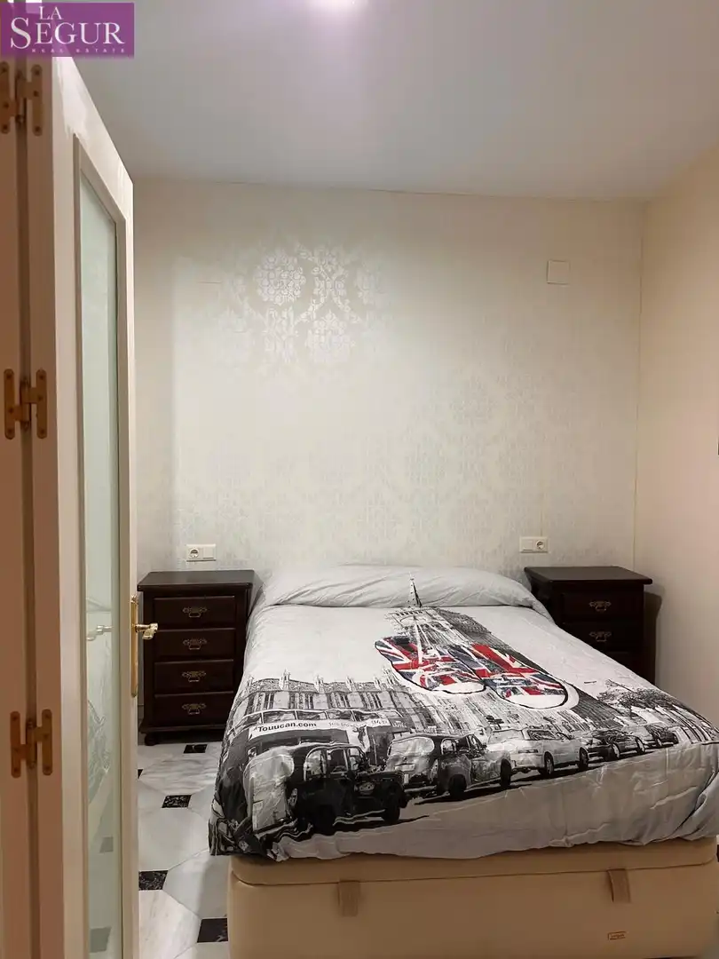 Dormitori de Apartament en venda en Cádiz