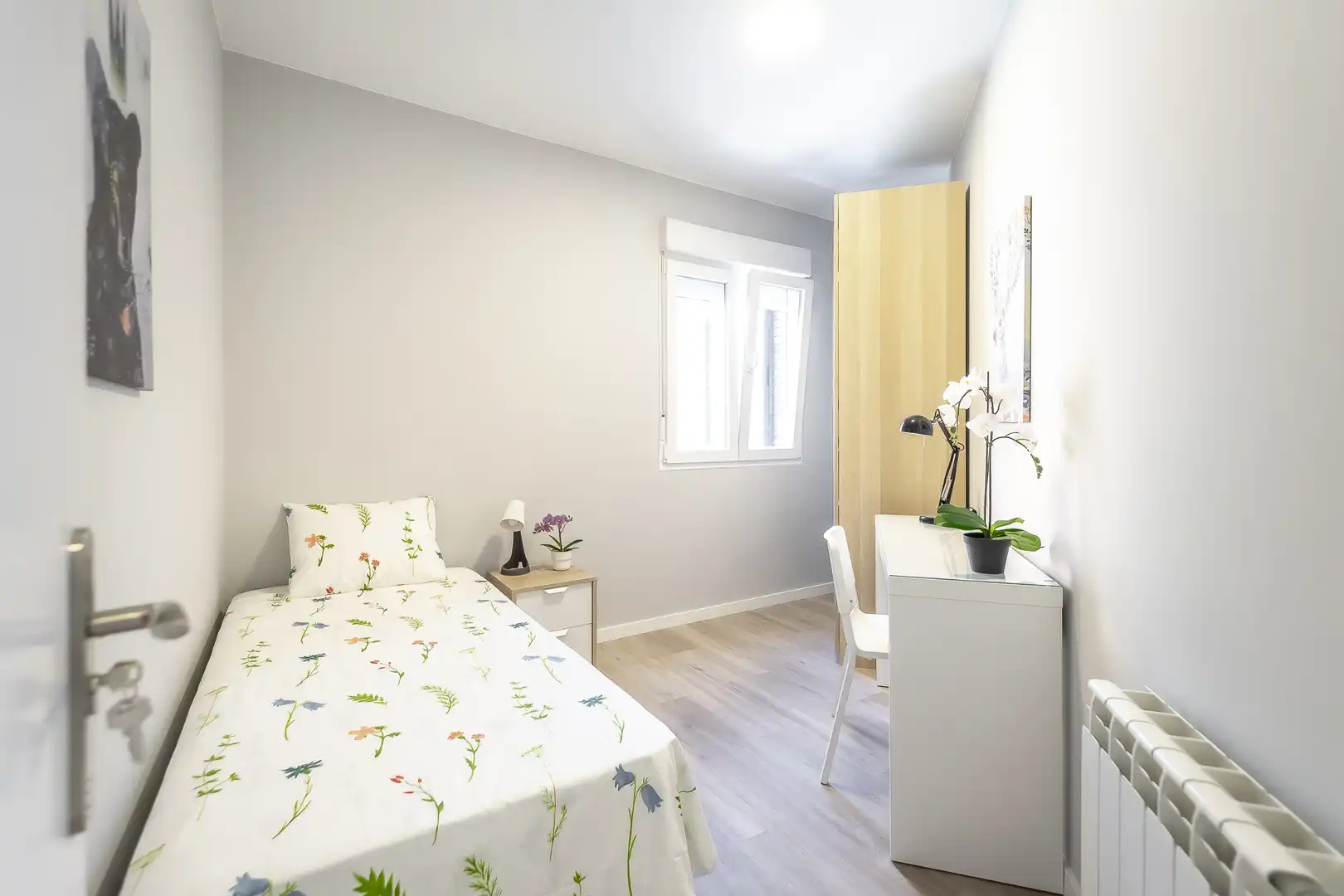 Room in Calle del Puerto Canfranc, 1, Numancia