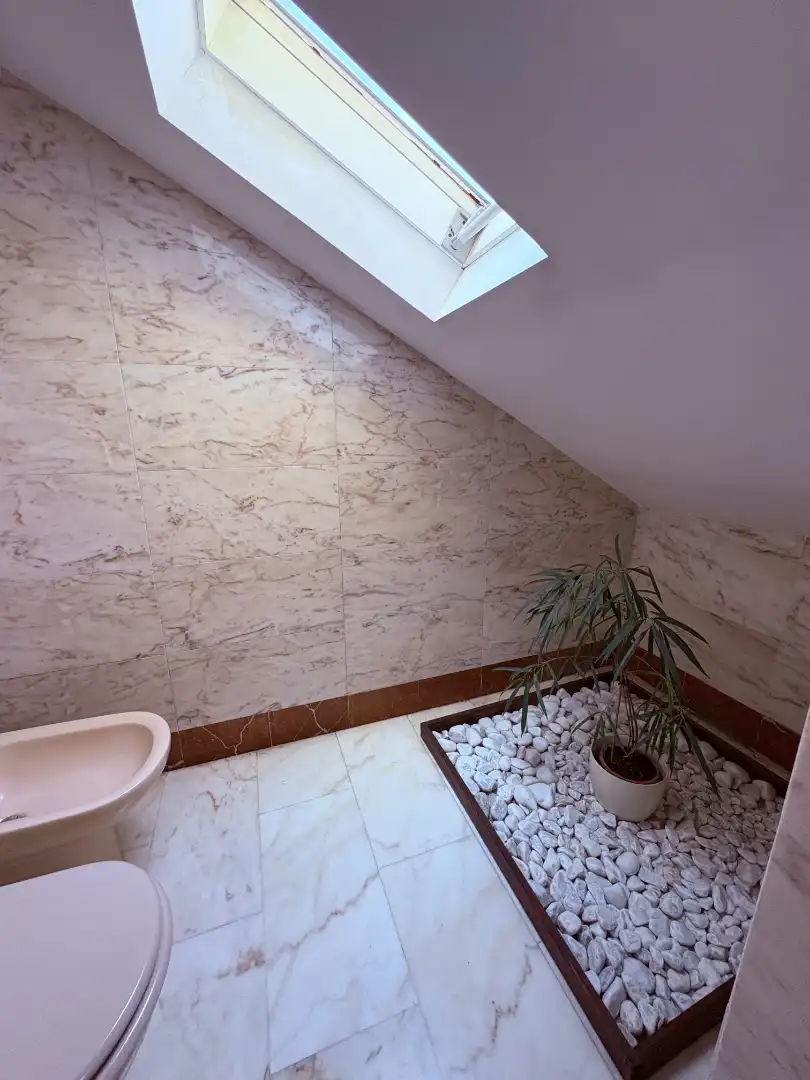 Baño de Casa adosada en venta en Rocafort con Aire acondicionado, Calefacción y Jardín privado