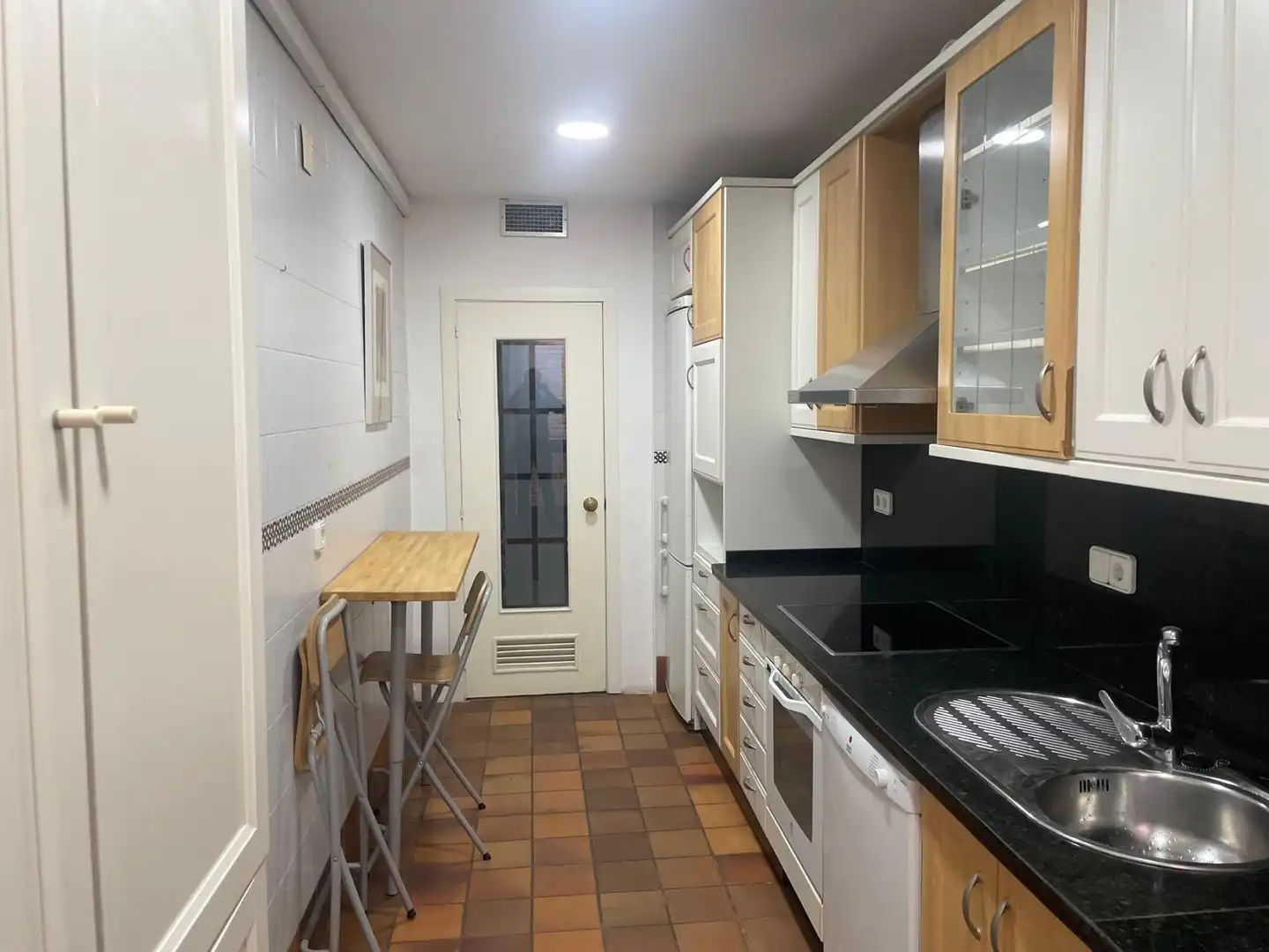 Cocina de Piso en venta en Córdoba con Calefacción, Jardín privado y Piscina comunitaria