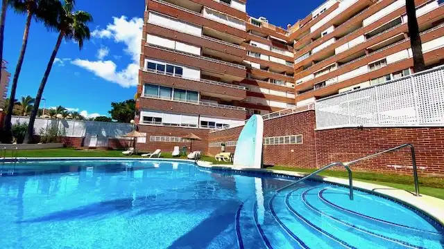 Piscina de Apartament en venda en Villajoyosa / La Vila Joiosa amb Aire condicionat, Calefacció i Terrassa