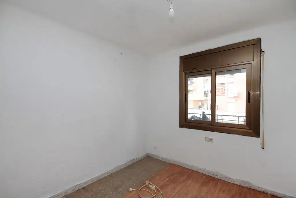 Schlafzimmer von Wohnung zum Verkauf in Sabadell
