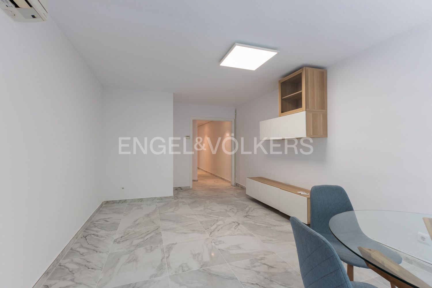 Sala d'estar de Apartament de lloguer en  Valencia Capital amb Aire condicionat, Calefacció i Balcó