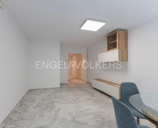 Sala d'estar de Apartament de lloguer en  Valencia Capital amb Aire condicionat, Calefacció i Balcó