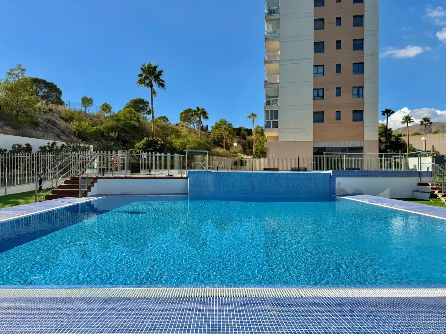 Swimming pool of Apartments for sale in Benidorm  with Terrace, Storage room and Furnished