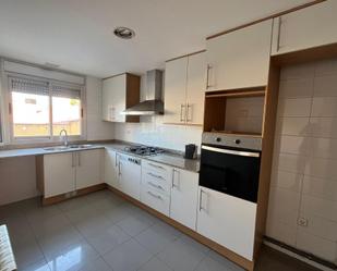 Cuina de Pis en venda en Castellar del Vallès amb Calefacció i Balcó