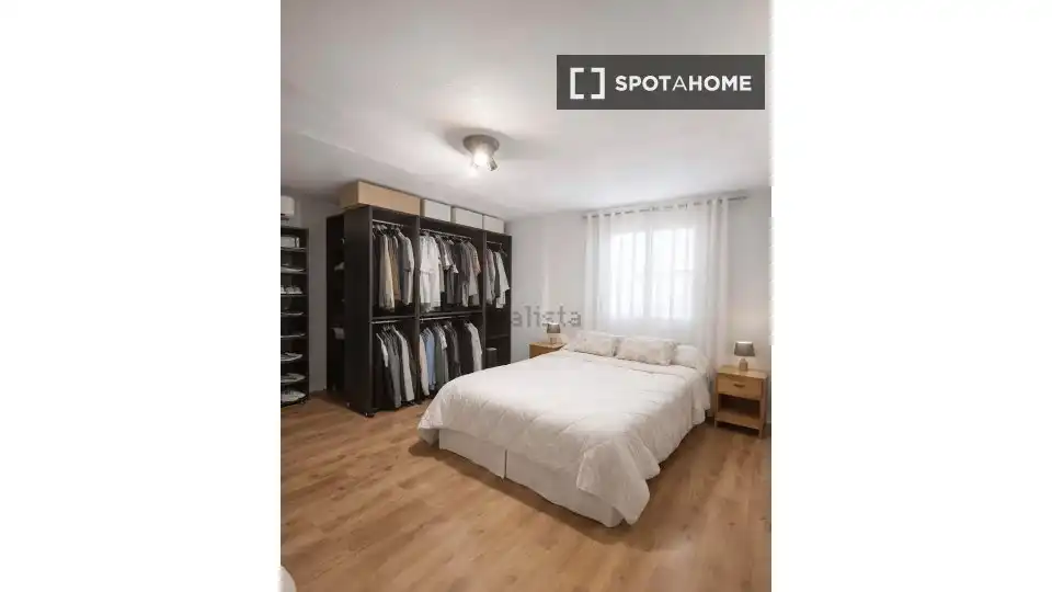 Habitación de Apartamento para compartir en Elche / Elx con Aire acondicionado, Terraza y Amueblado