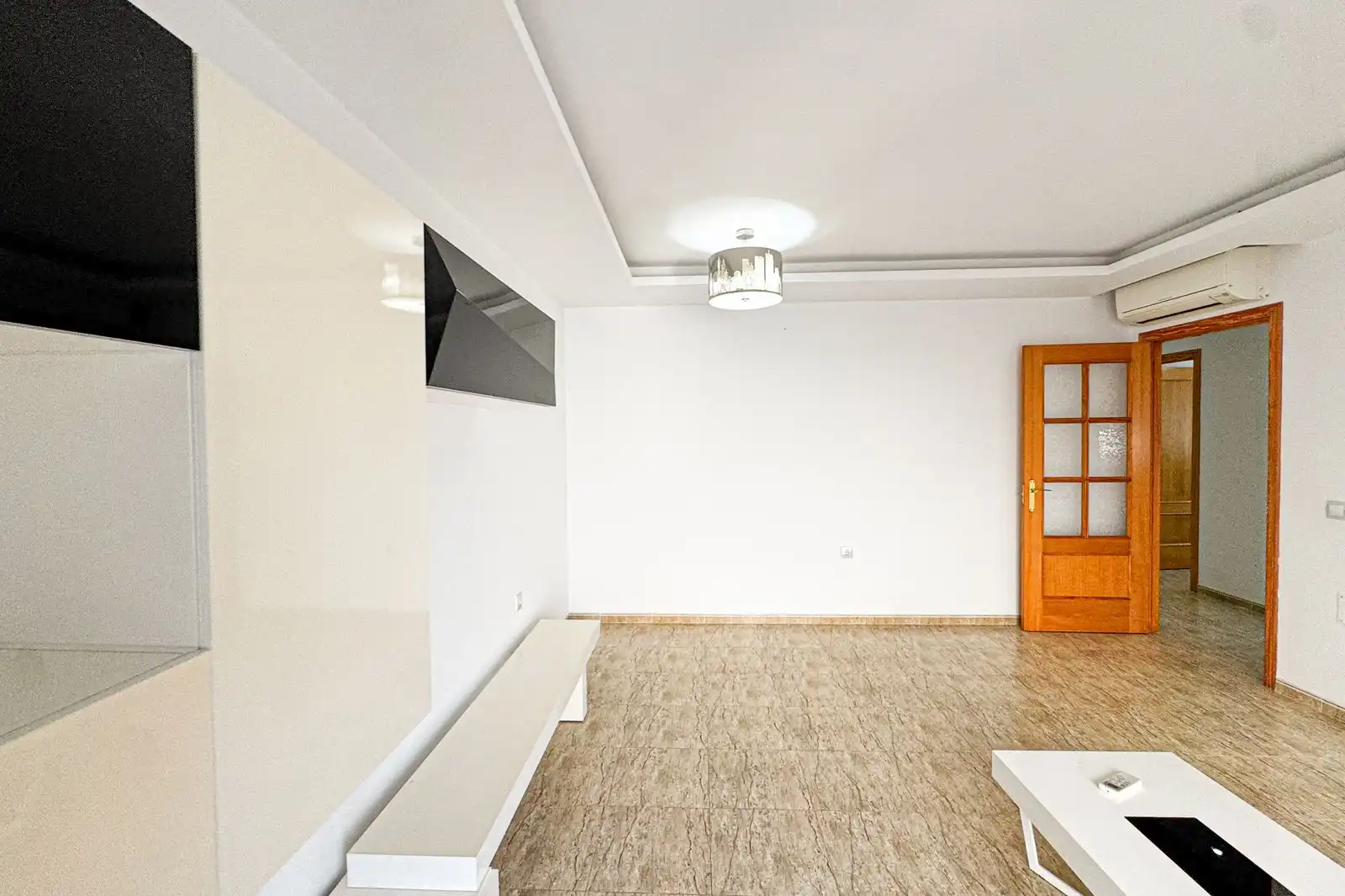 Living room of Flat for sale in Vícar