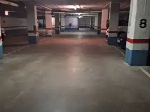 Parkplatz von Wohnung zur Miete in Burgos mit Heizung, Parkett und Terrasse