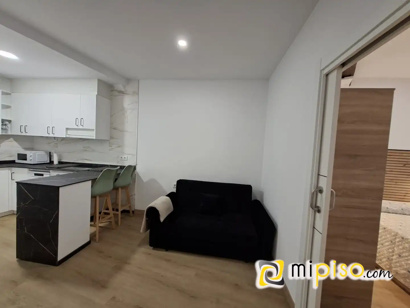 Wohnzimmer von Wohnung zur Miete in Laredo mit Möbliert