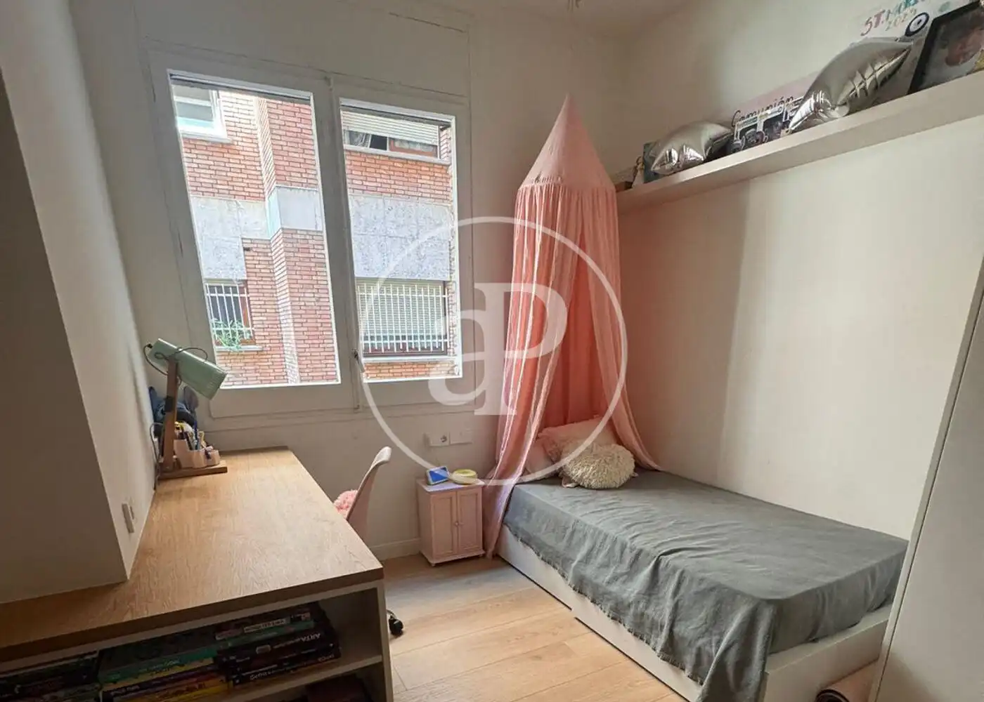 Bedroom of Flat for sale in Barcelona  with Air Conditioner, Heating and Private garden