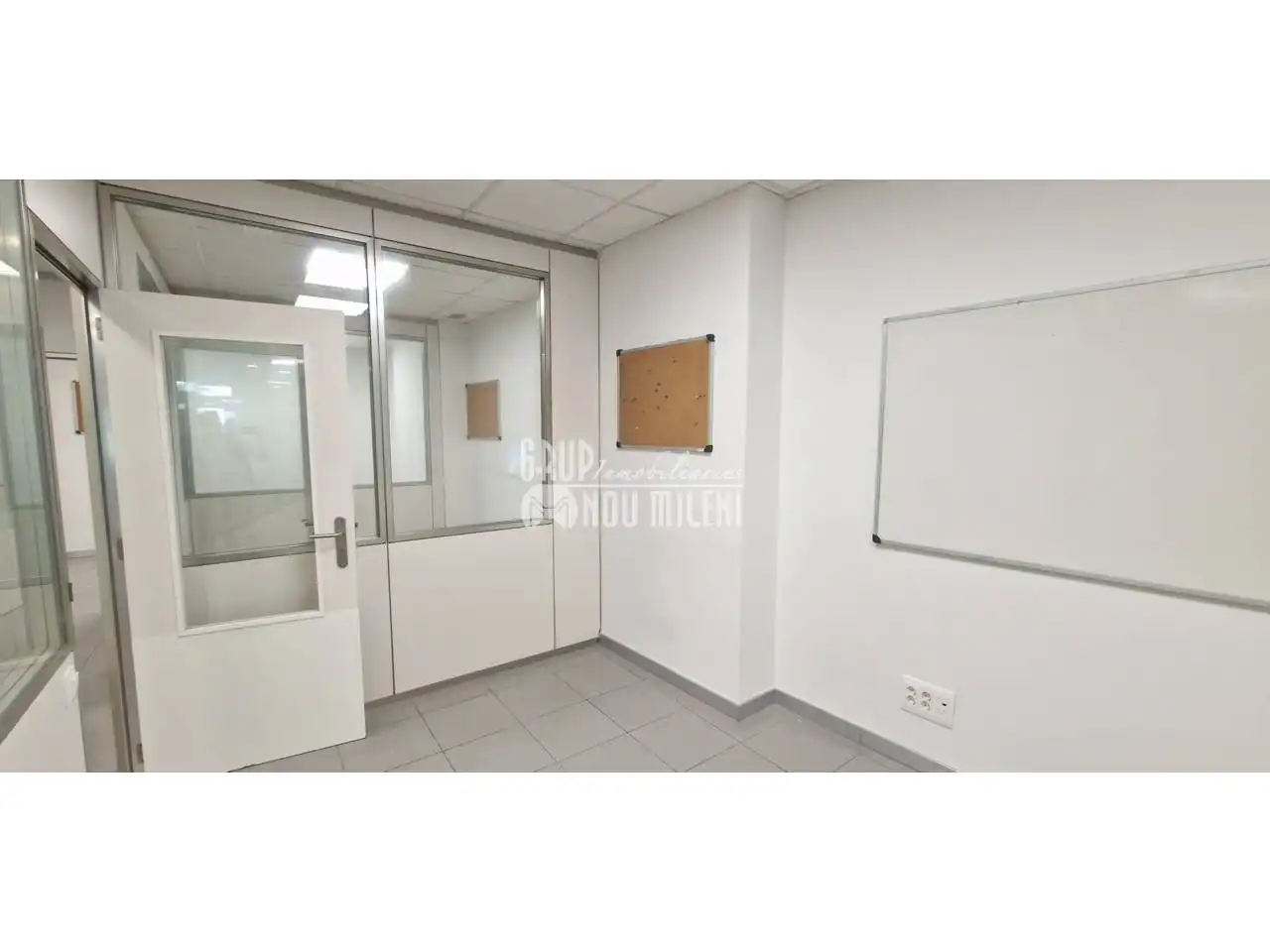 Commercial properties for rent in Catarroja  with Air Conditioner