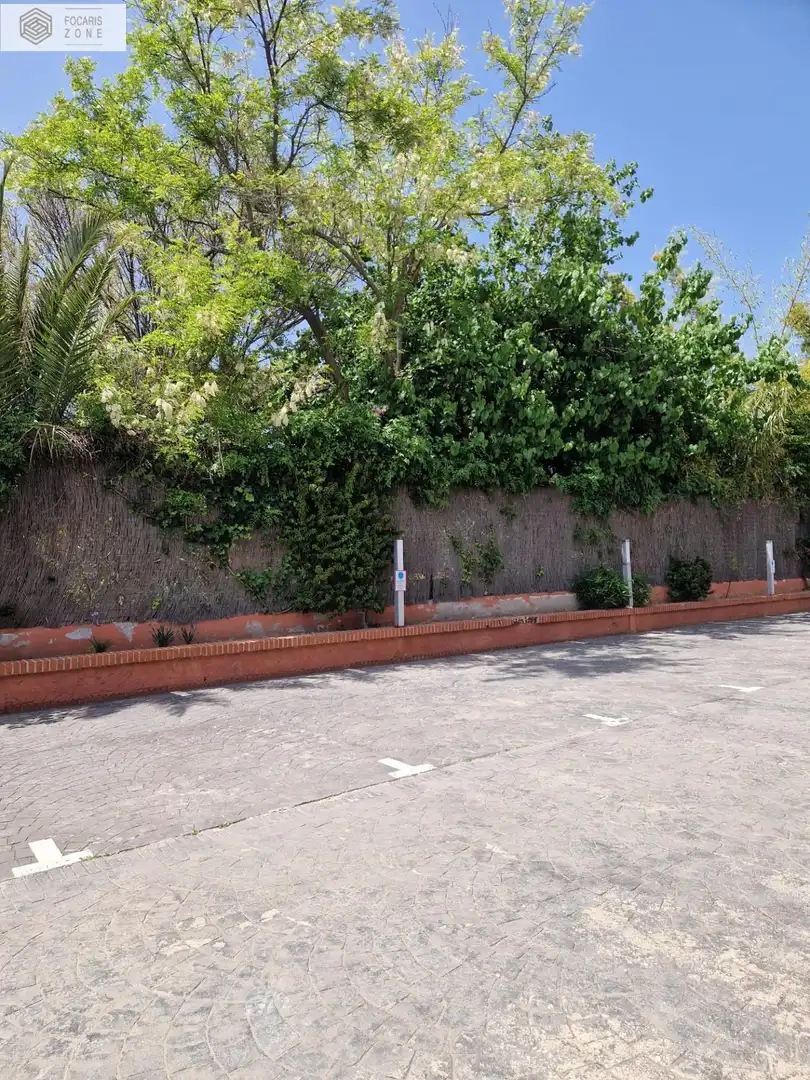 Aparcament de Estudi en venda en Vélez-Málaga amb Aire condicionat, Terrassa i Balcó