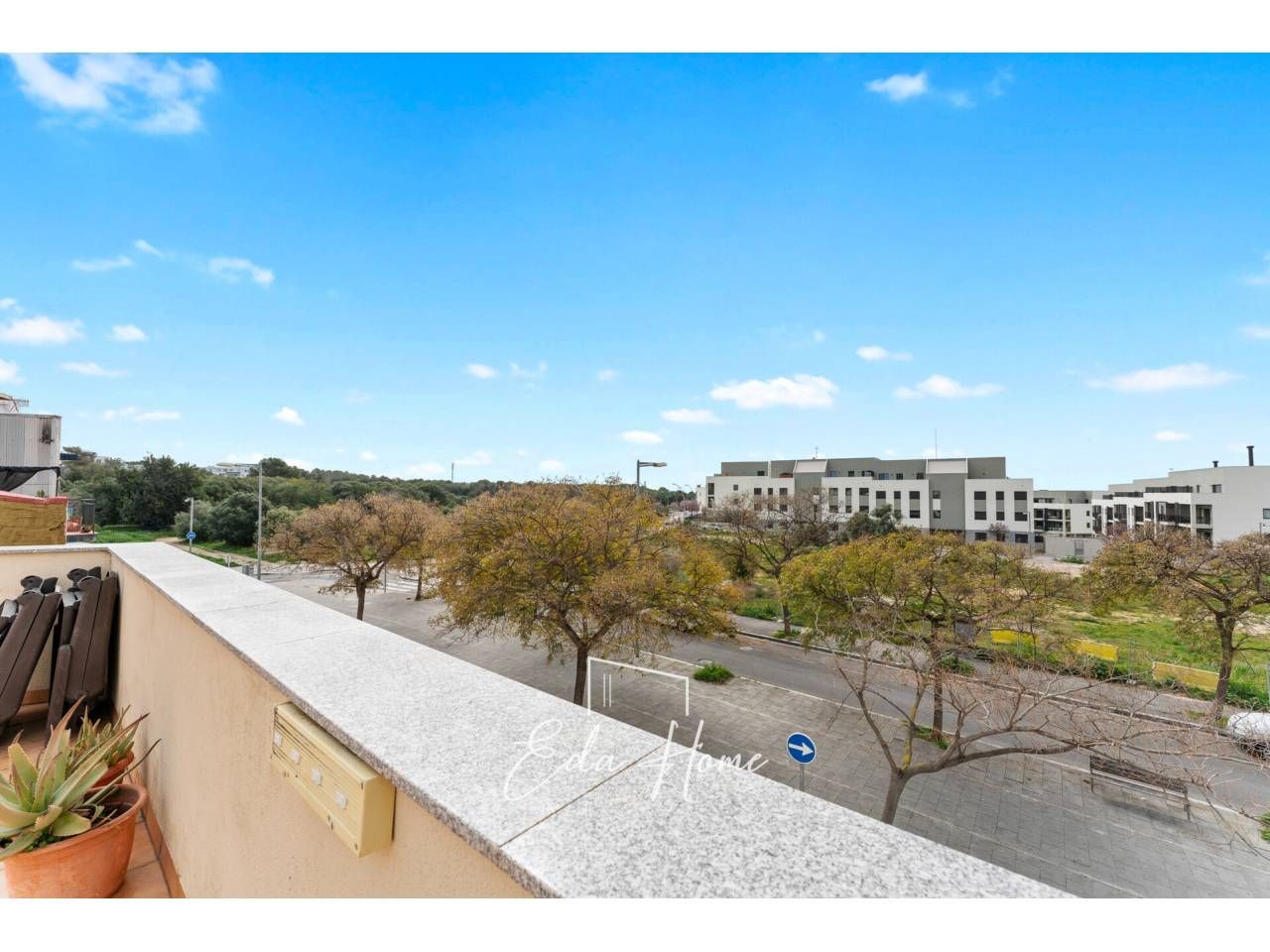 Vista exterior de Casa adosada en venda en Sant Pere de Ribes amb Aire condicionat i Calefacció