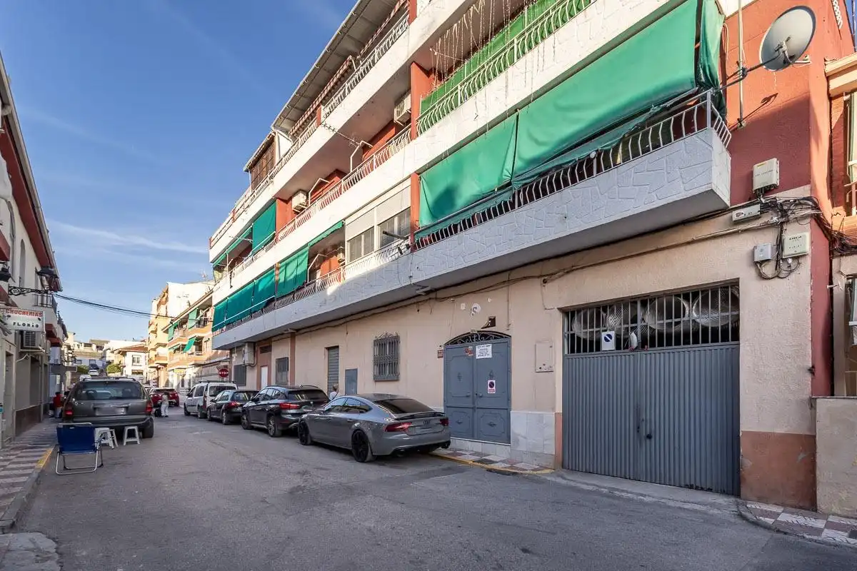 Vista exterior de Piso en venta en Atarfe con Terraza