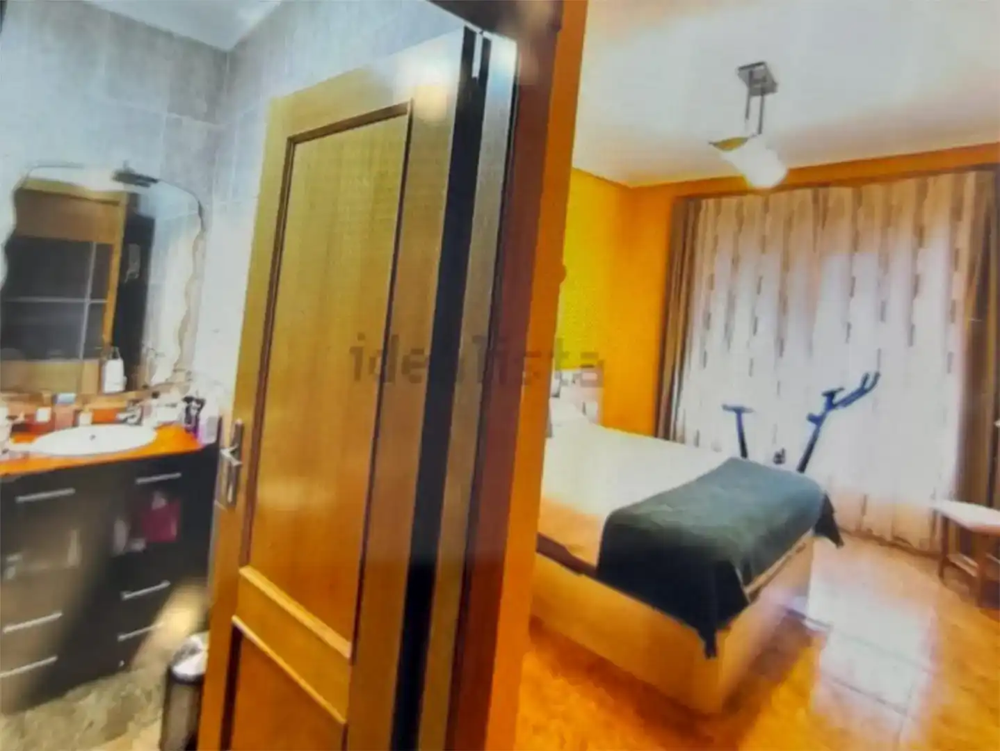 Dormitori de Casa o xalet en venda en Cartagena amb Aire condicionat i Balcó