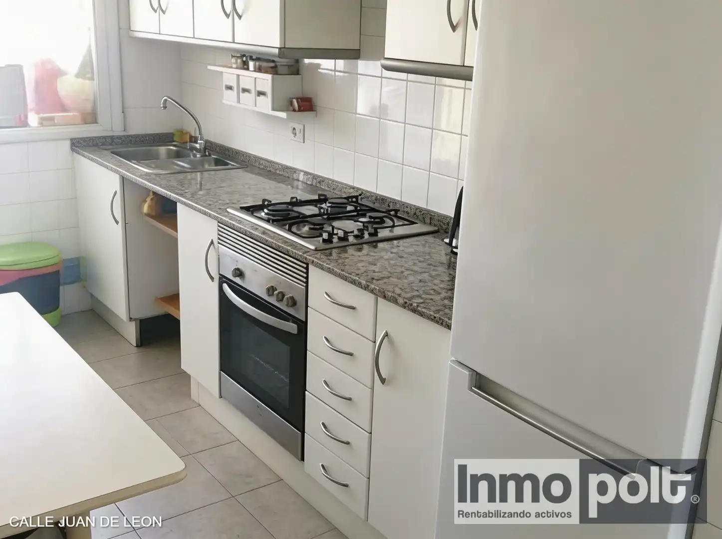 Kitchen of Flat for sale in Torre-Pacheco  with Oven and Washing machine