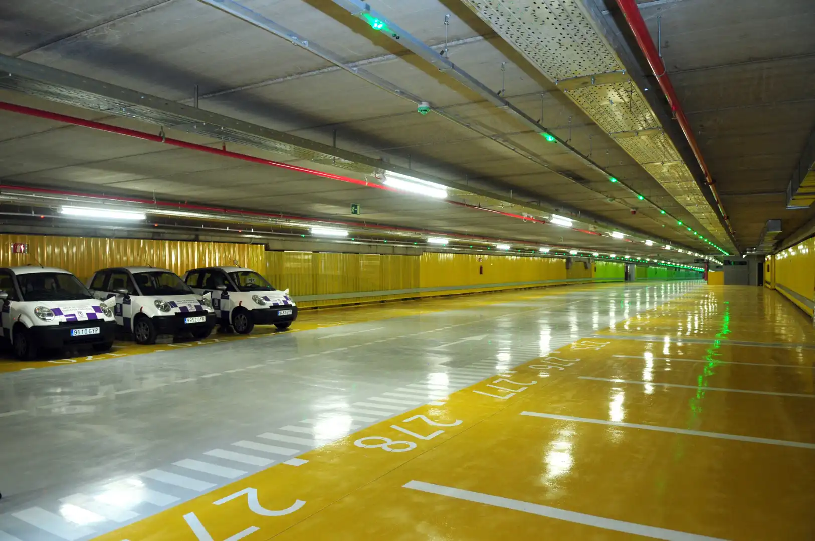 Parking of Garage for sale in Madrid  with Alarm