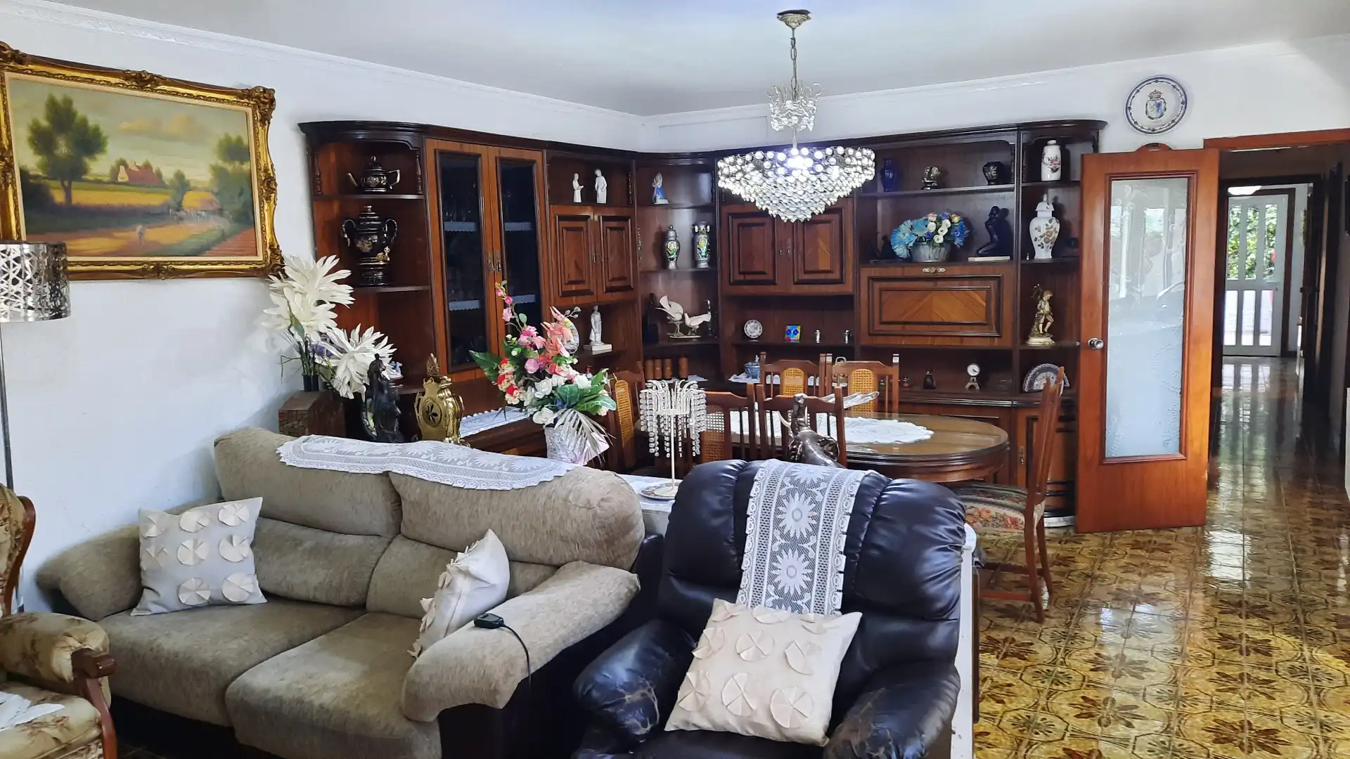 Sala d'estar de Casa adosada en venda en Vinaròs amb Calefacció, Jardí privat i Terrassa