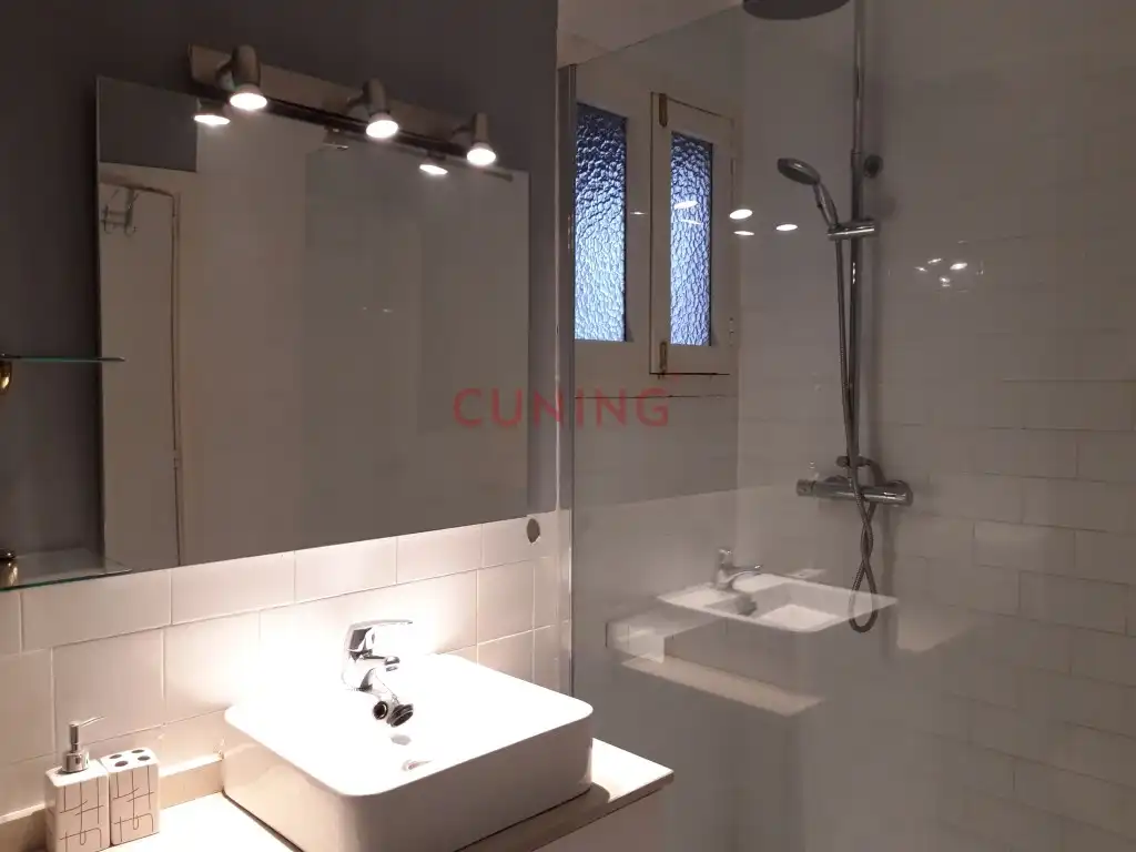 Bathroom of Flat for rent in Cáceres