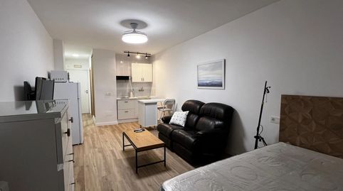 Foto 3 de Estudio de alquiler en Montemar, Torremolinos