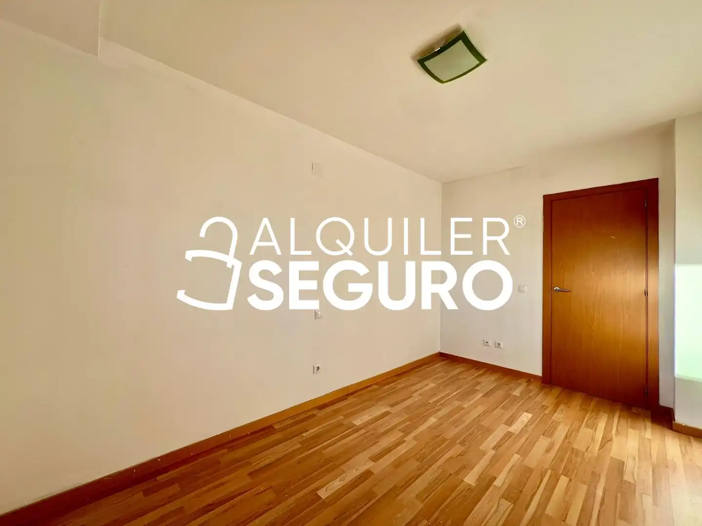 Dormitori de Àtic de lloguer en Colmenar Viejo amb Aire condicionat, Calefacció i Terrassa
