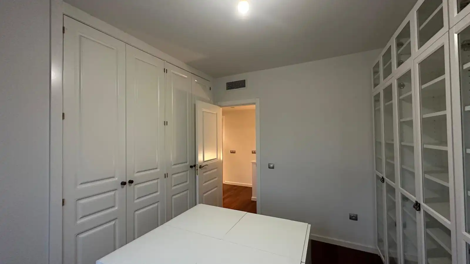Bedroom of Houses for sale in Villaviciosa de Odón  with Air Conditioner, Heating and Private garden