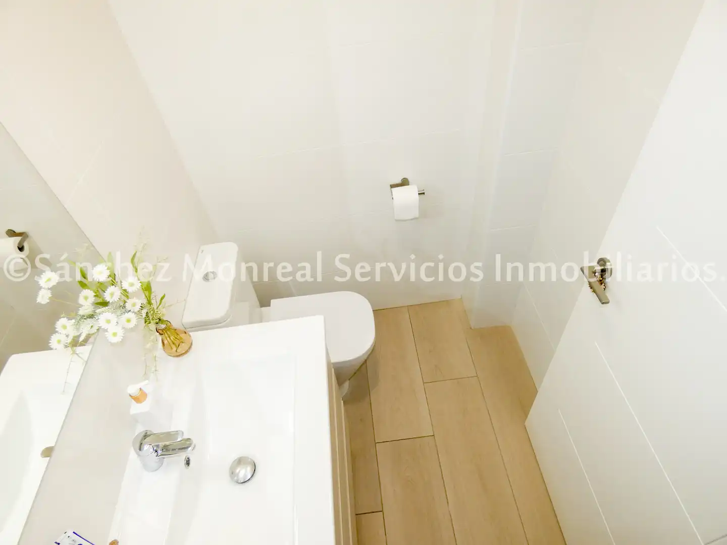 Badezimmer von Einfamilien-Reihenhaus zum Verkauf in Alcázar de San Juan mit Klimaanlage und Heizung