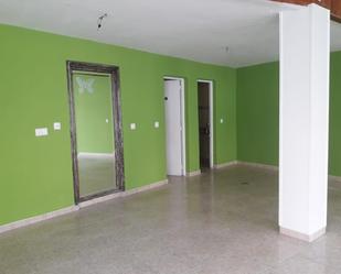 Building for sale in Talavera de la Reina