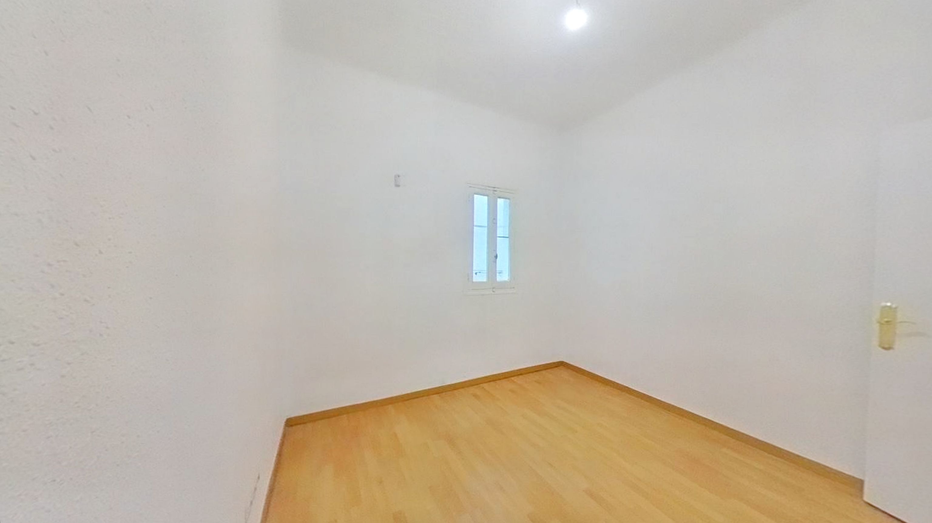 Bedroom of Flat for sale in  Madrid Capital  with Heating and Oven