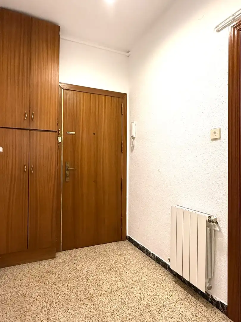 Piso en venta en Sant Boi de Llobregat con Calefacción, Trastero y Balcón