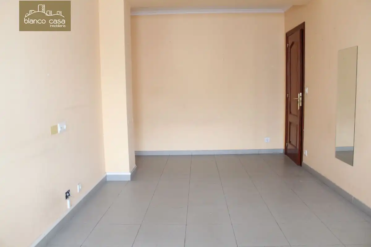 Office space with lift to rent in Carballo, imagen 12