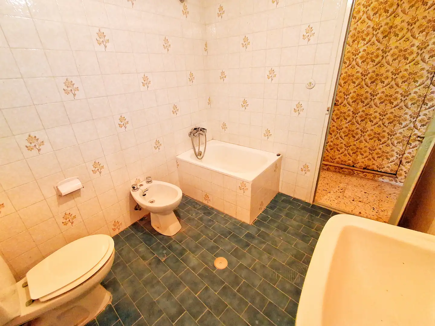 Bathroom of Detached homes for sale in La Vid y Barrios   with Private garden and Furnished