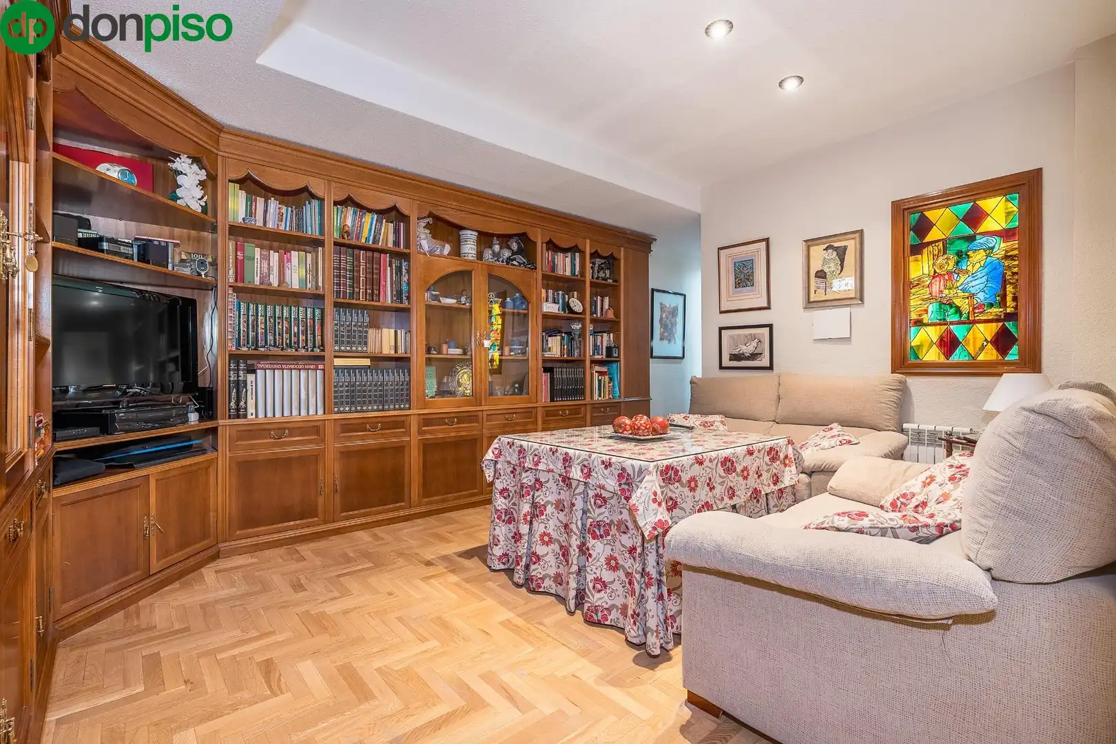 Living room of Flat for sale in Granada
