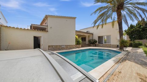 Foto 2 de Casa o chalet en venta en Carrer del Migjorn, Cap Ras - Creus - Falconera, Empuriabrava