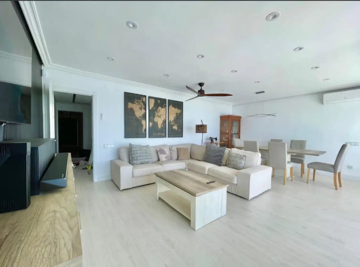 Sala de estar de Ático en venta en Madrid con Aire acondicionado, Terraza y Amueblado