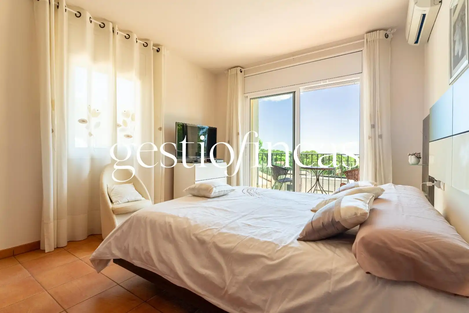 Bedroom of Houses for sale in Pratdip  with Air Conditioner, Heating and Private garden
