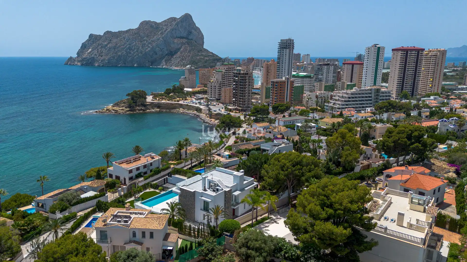 Villa avec terrasse à vendre à La Caleta - La Calalga -  Les Bassetes