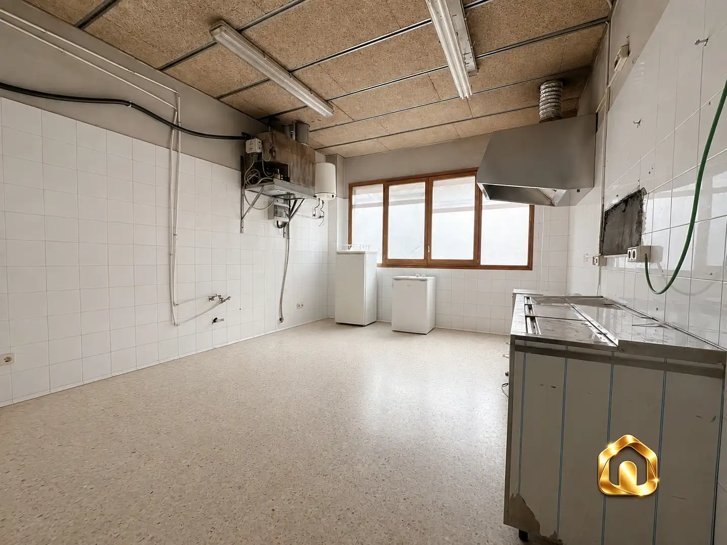 Local comercial en venta en Carrer de Joaquim Mir 56, imagen 8