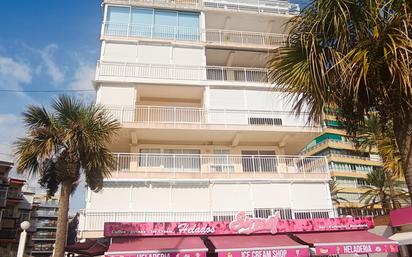 Vista exterior de Pis en venda en Benidorm amb Aire condicionat i Terrassa