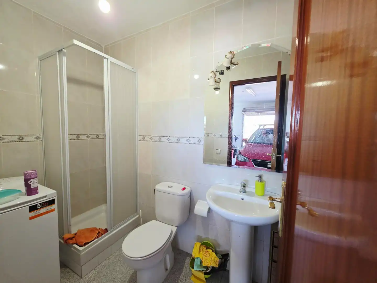 Baño de Casa o chalet en venta en Vallirana con Aire acondicionado, Calefacción y Jardín privado
