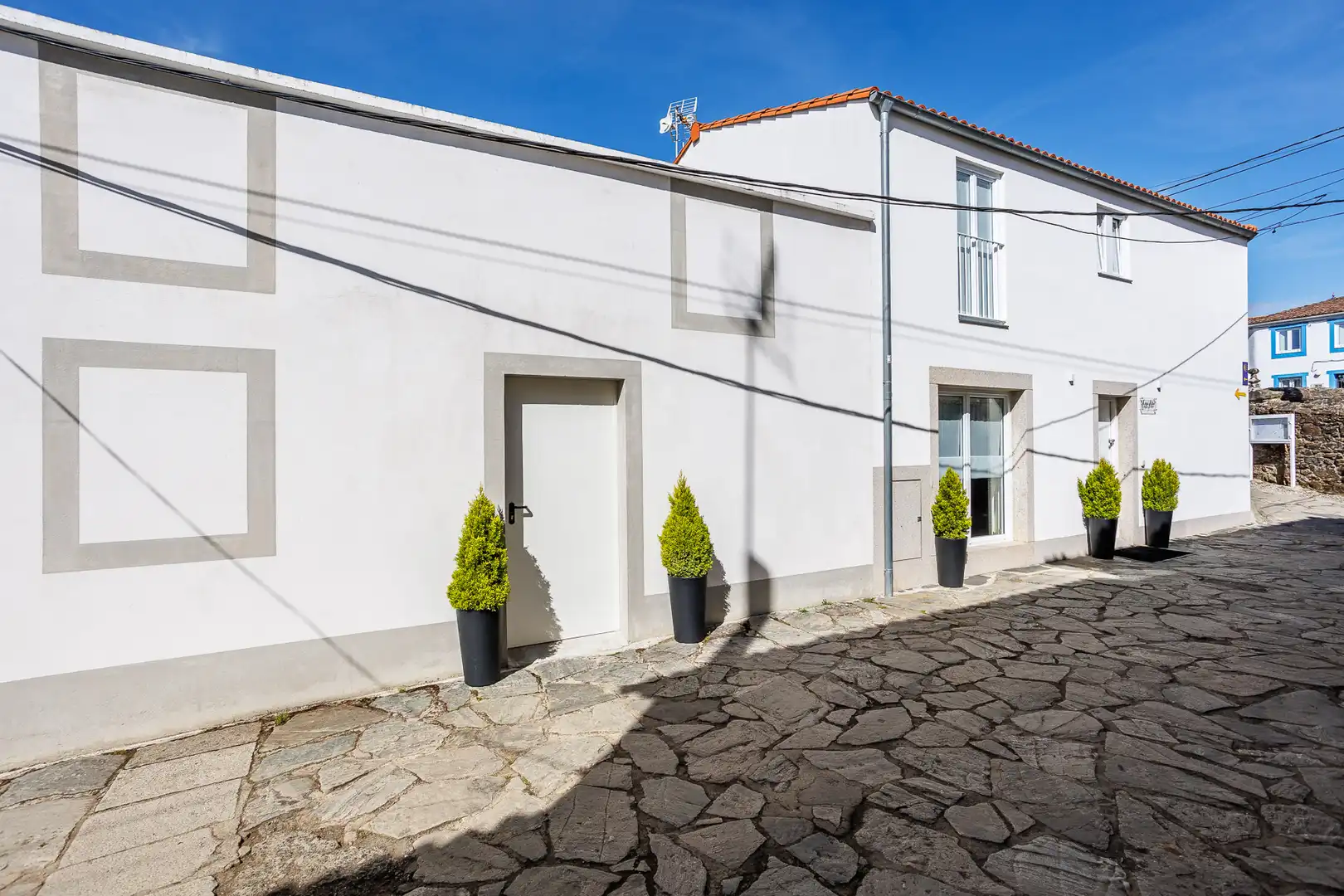 Exterior view of Houses for sale in Melide  with Furnished