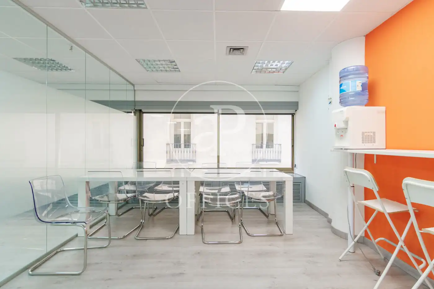 Office for rent in Madrid  with Air Conditioner
