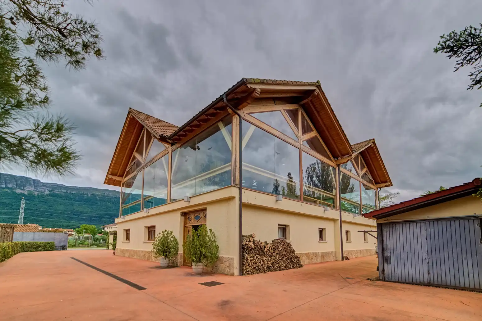 Vista exterior de Casa o chalet en venta en Irañeta con Calefacción, Jardín privado y Parquet