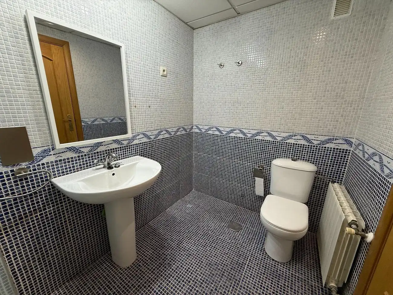 Piso con ascensor en venta en Maria Auxiliadora - Barriada de Llera, imagen 18