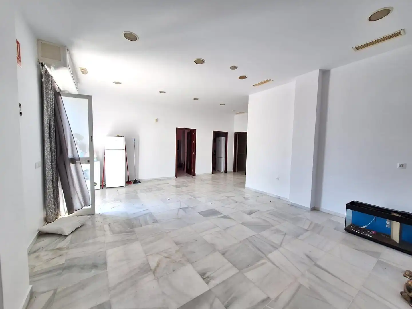 Business premises for sale in Astilleros - La Paz  - Loreto - El Corte Inglés, imagen 3