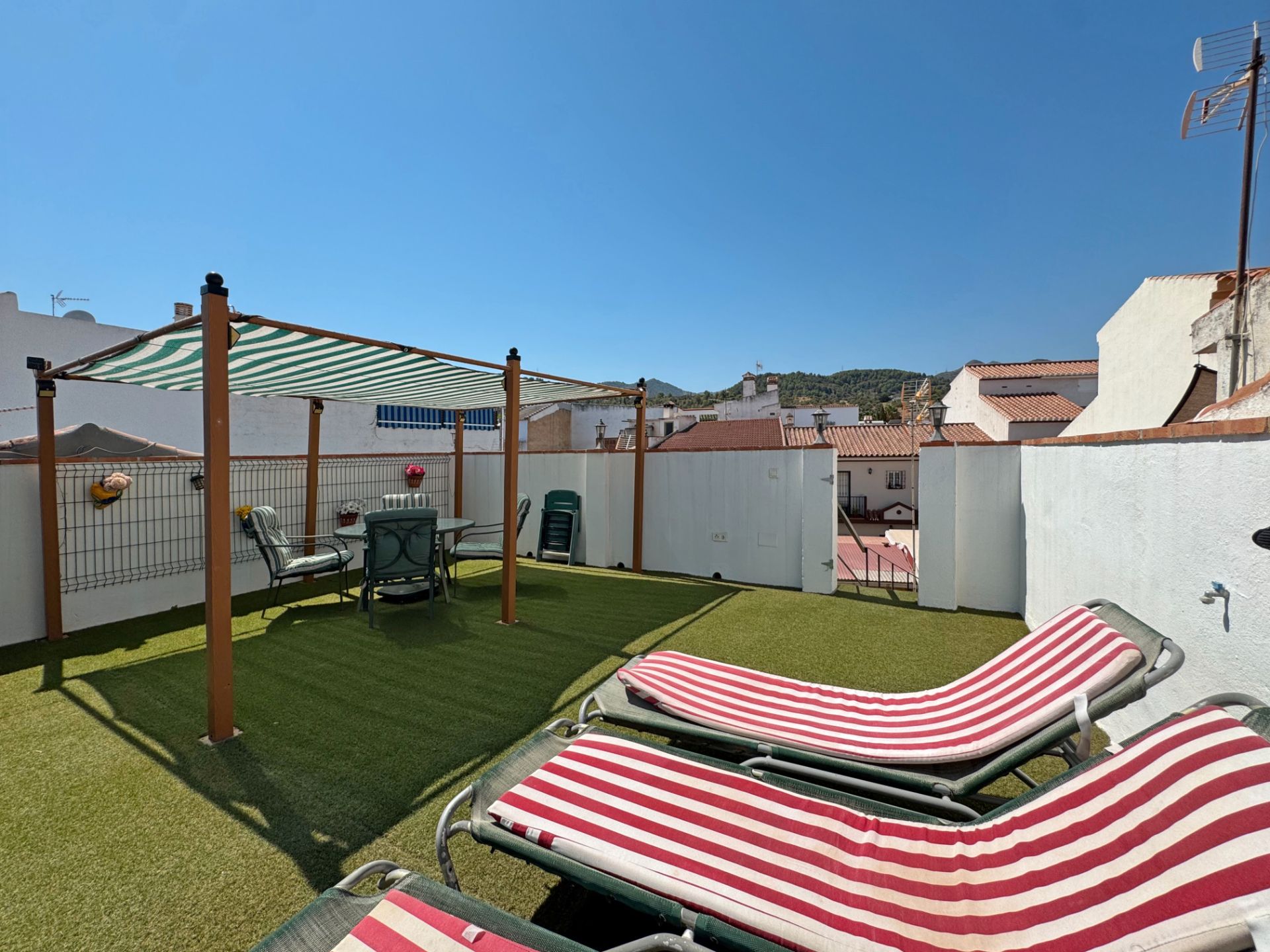 Casa adosada en venda a Calle Juan XXIII, Jardines de Alhaurín - Huerta Alta - Fuensanguínea