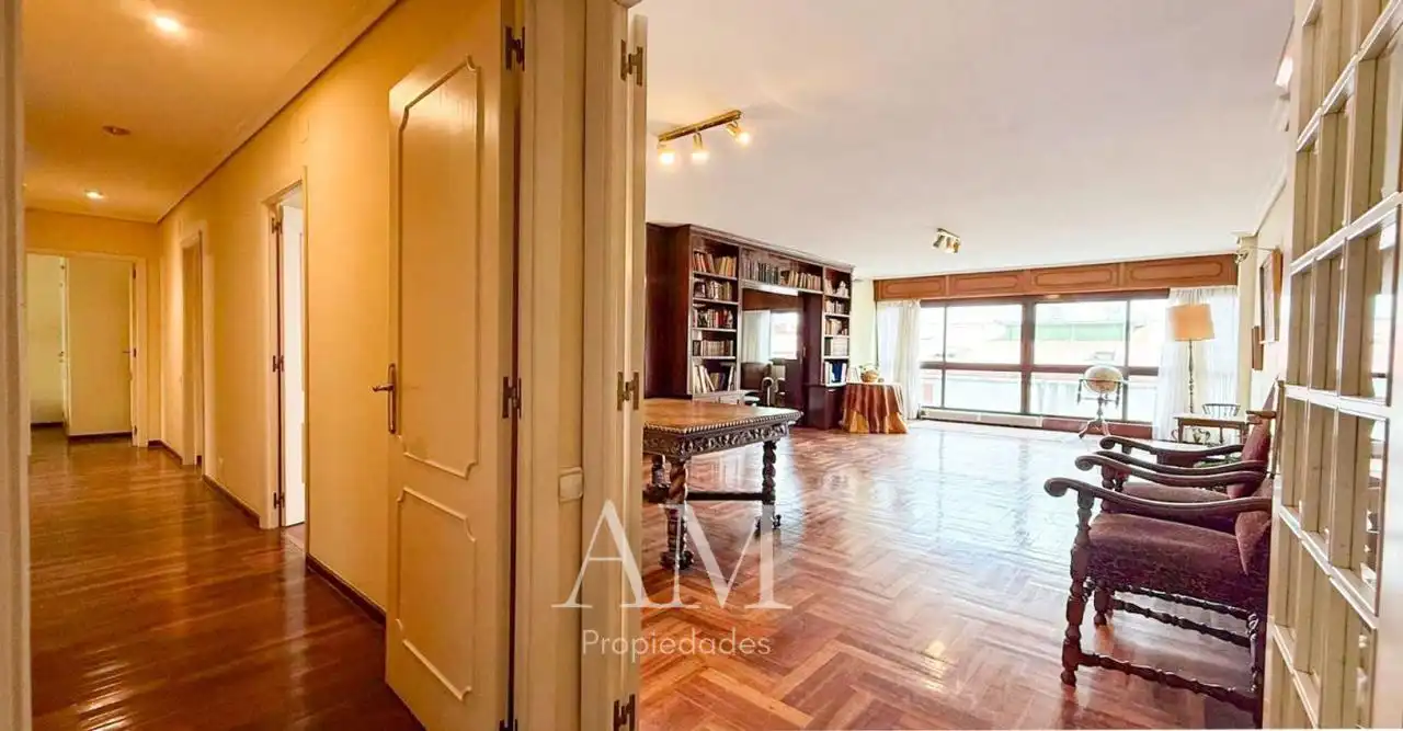 Flat for sale in Vigo   with Heating and Storage room